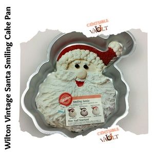 Wilton Happy Smiling Santa Face Holiday Cake Pan